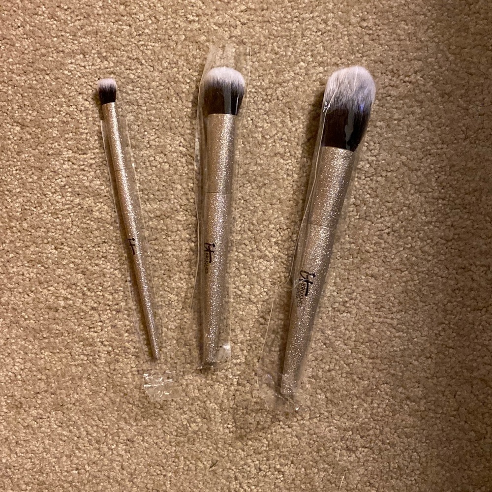 Set of Gold Makeup Brushes